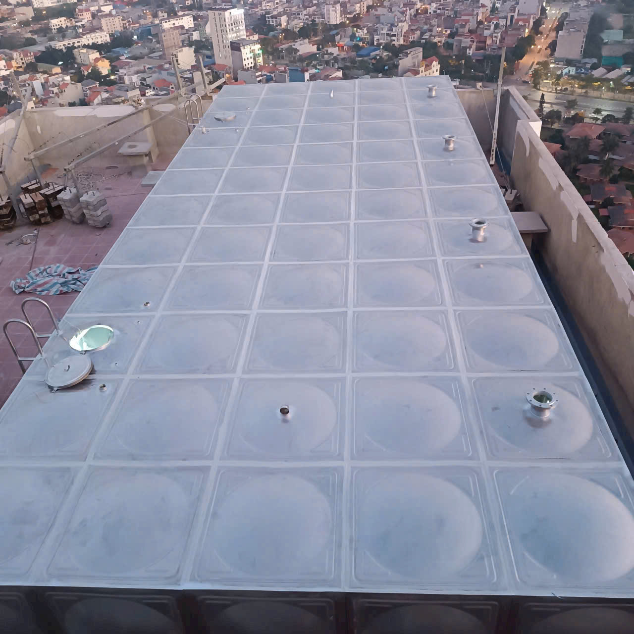 Quy trình lắp ghép bể inox 50 khối chuyên nghiệp