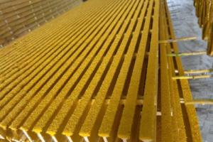 So Sánh Tấm Sàn Grating Composite Pultrusion Và Molded